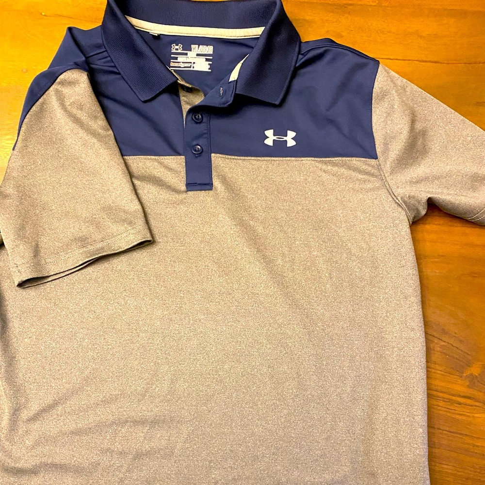 NWOT Under Armour  XL boys shirt sleeve polo